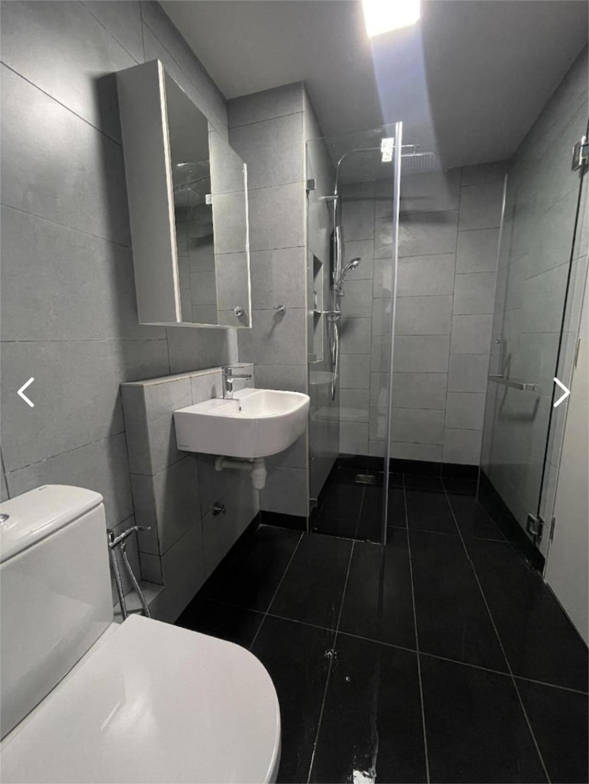 Luca Suites - Jesselton Quay * Kota Kinabalu